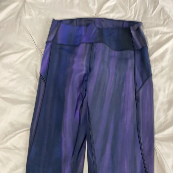 Lululemon in movement pants 25” - Picture 6 of 13